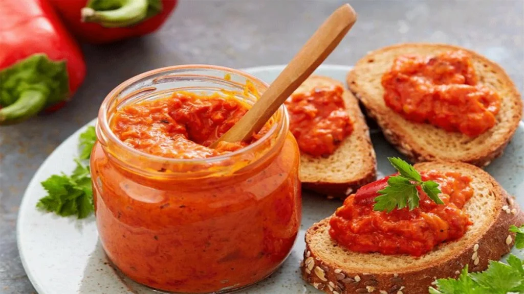 Ajvar: Balkanski Delikates u Svakom Zalogaju